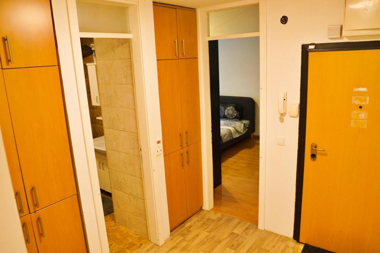 City Center Grand Apartment - Three-Bedroom, Free Parking Saraybosna Dış mekan fotoğraf
