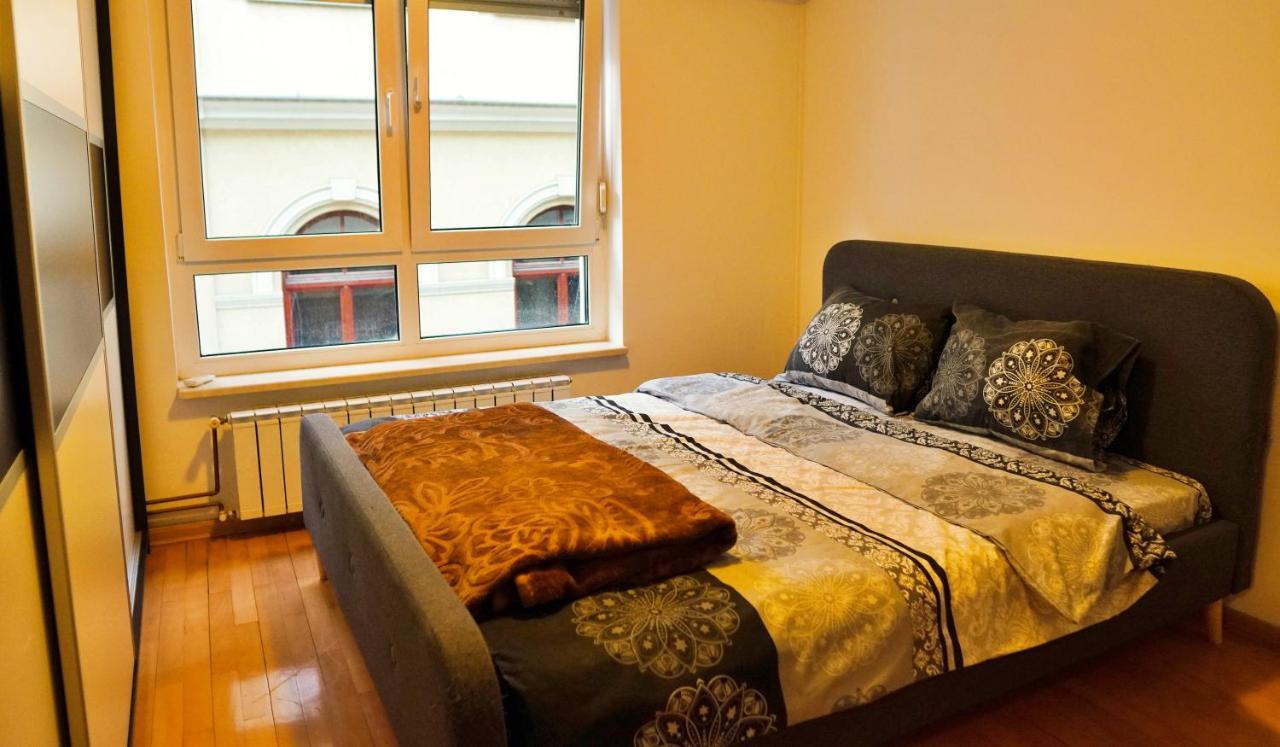 City Center Grand Apartment - Three-Bedroom, Free Parking Saraybosna Dış mekan fotoğraf