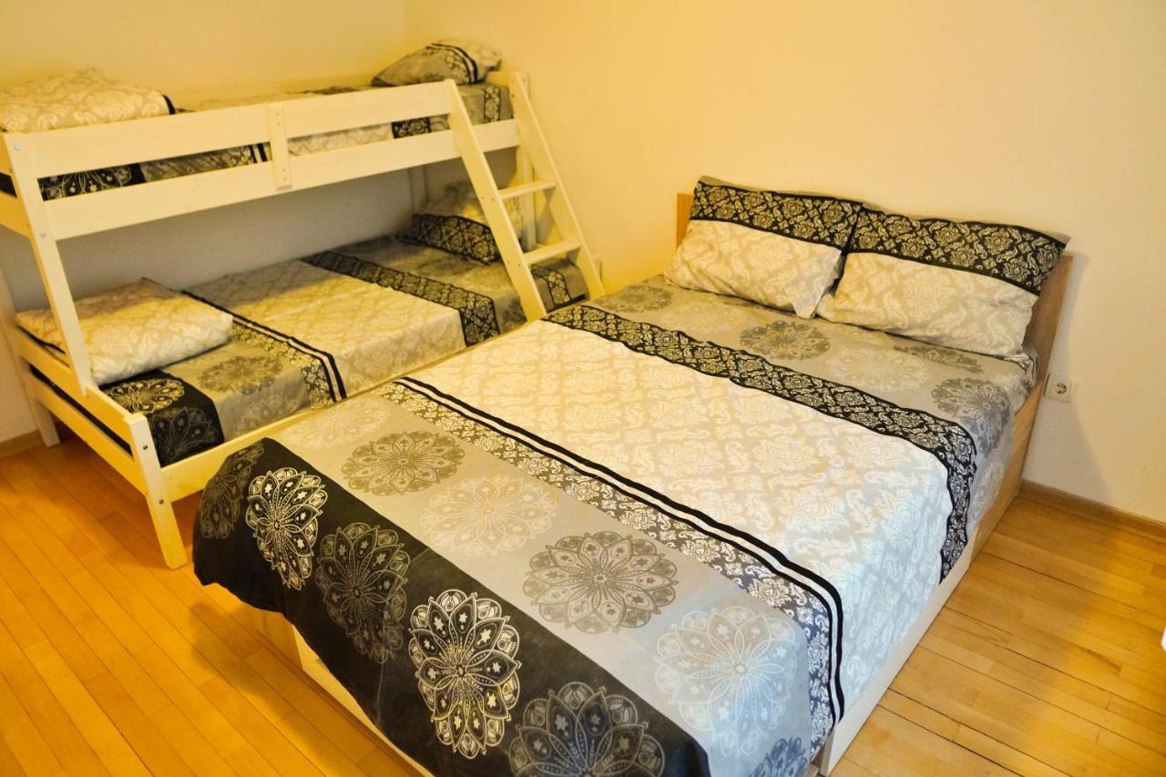 City Center Grand Apartment - Three-Bedroom, Free Parking Saraybosna Dış mekan fotoğraf