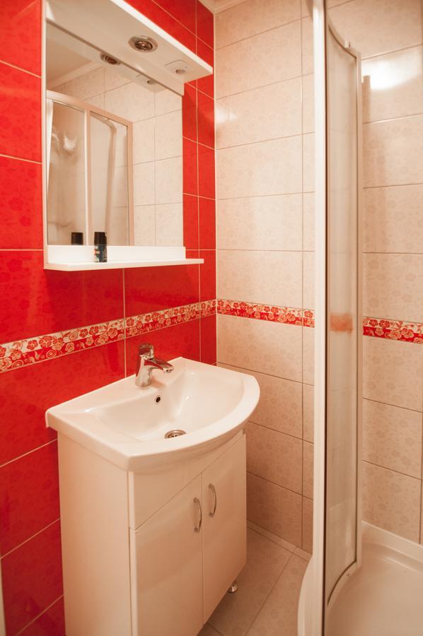 City Center Grand Apartment - Three-Bedroom, Free Parking Saraybosna Dış mekan fotoğraf